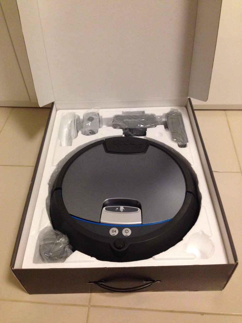 iRobot-Scooba-390-หุ่นยนต์ถูบ้าน-6