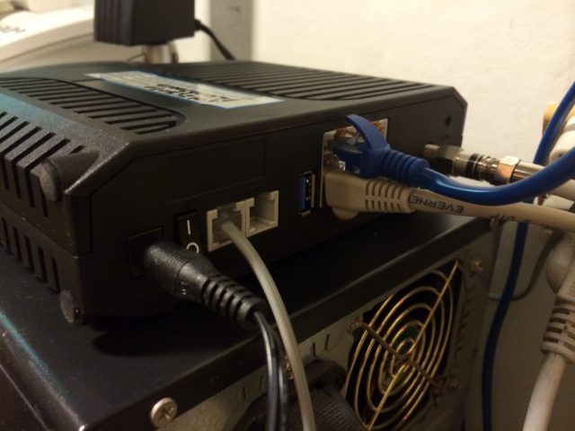 True DOCSIS Installation 4 (CISCO EPC3925 Rear)