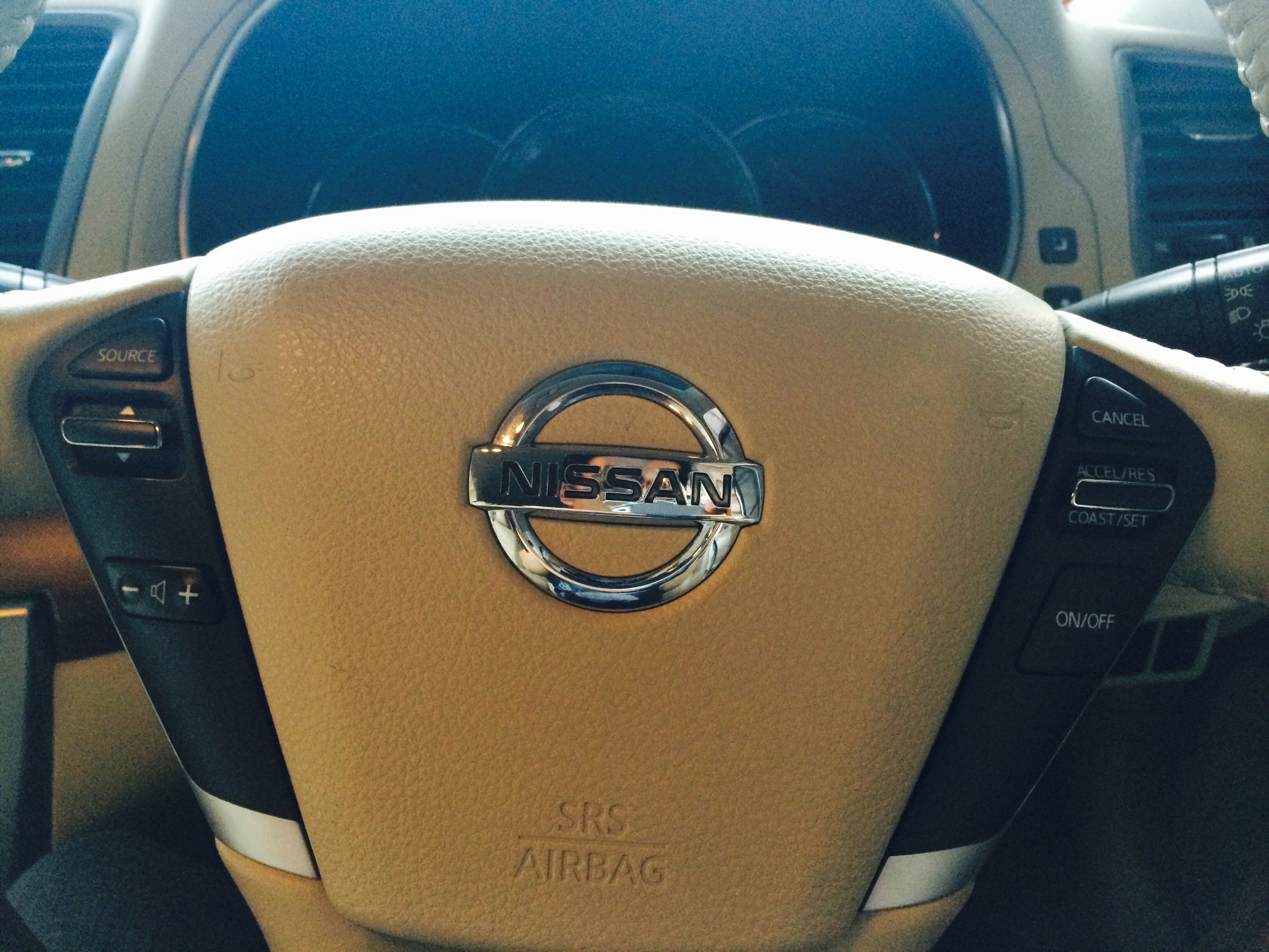 Nissan-Teana-J32-Steering-Wheel