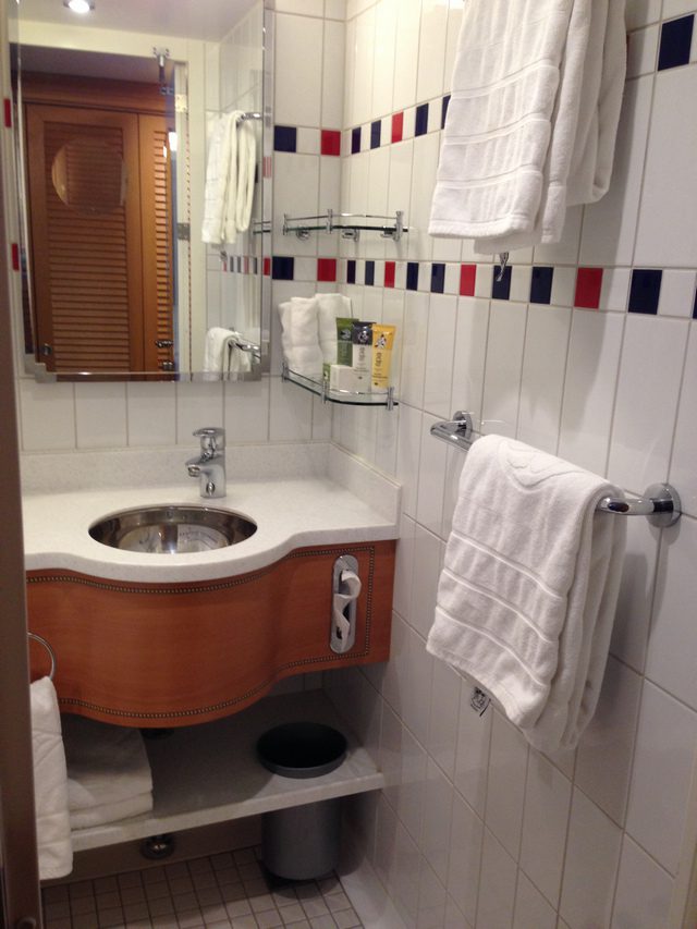 Disney Cruise Dream Stateroom Verandah Bathroom 2