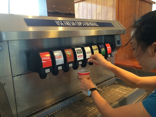 Disney-Cruise-Dream-Beverage-Station2