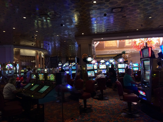 Royal-Towers-Atlantis-Resort-Casino2
