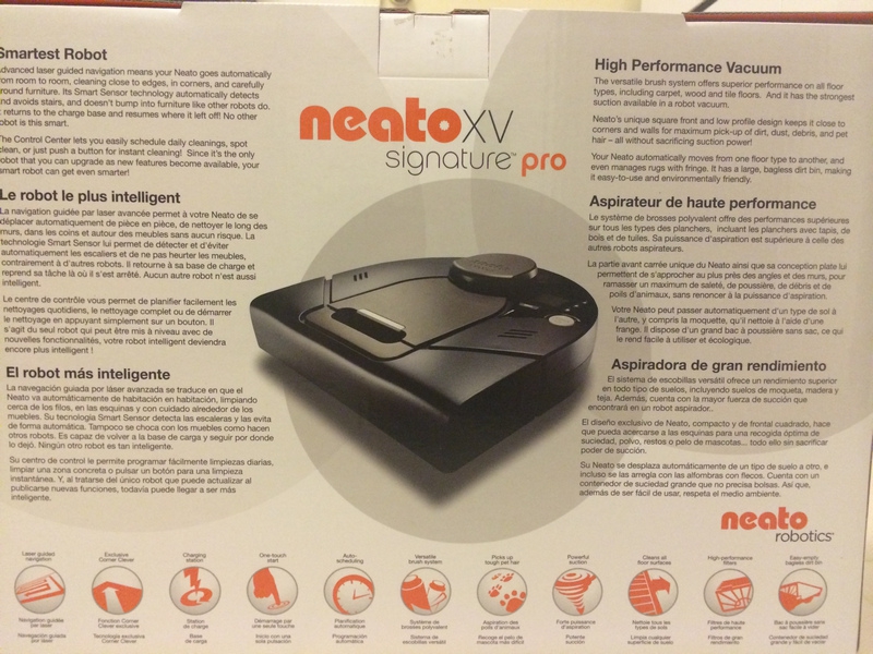 neato-xv-signature-pro-box-rear