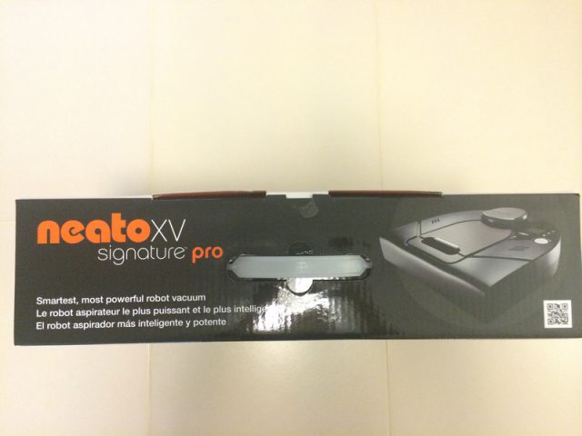 Neato XV Signature Pro Box Top