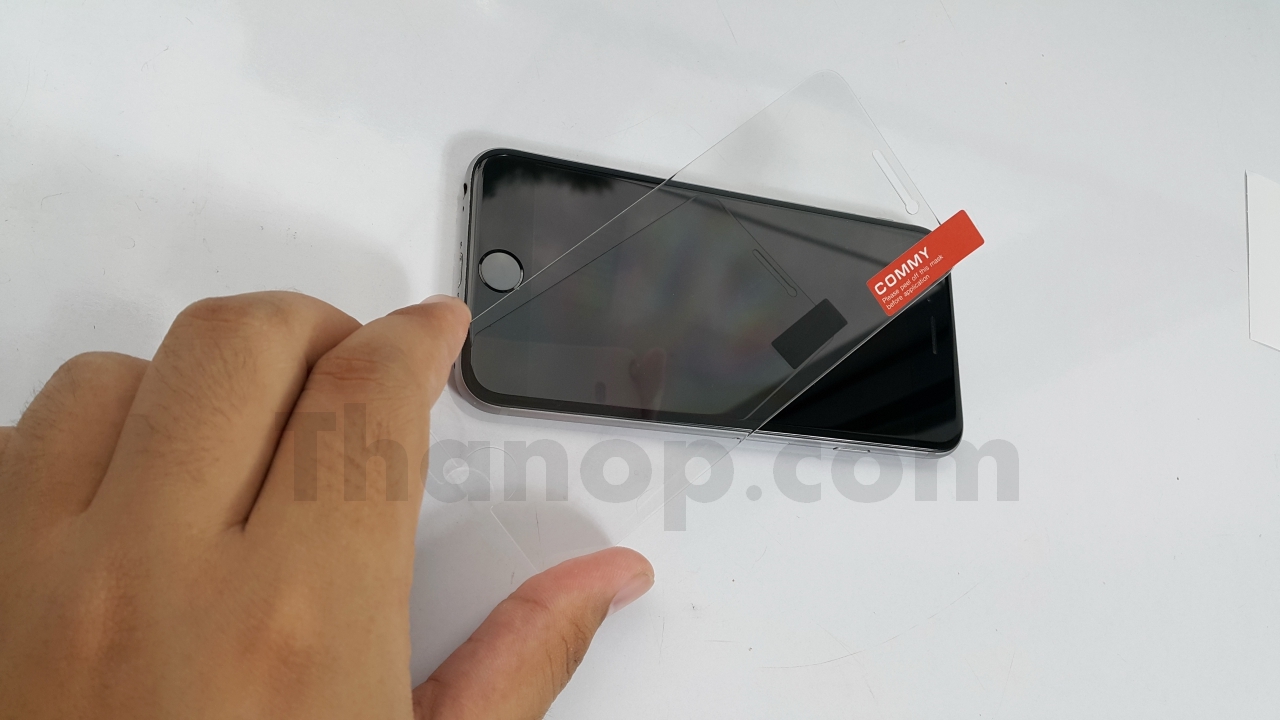 commy-screen-guard-tempered-glass-with-iphone6