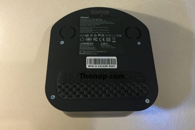 iRobot Roomba 980 Home Base Underside