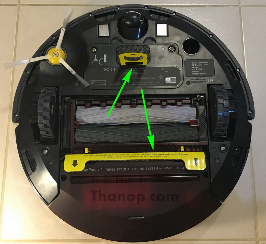 irobot-roomba-980-underside-before-use