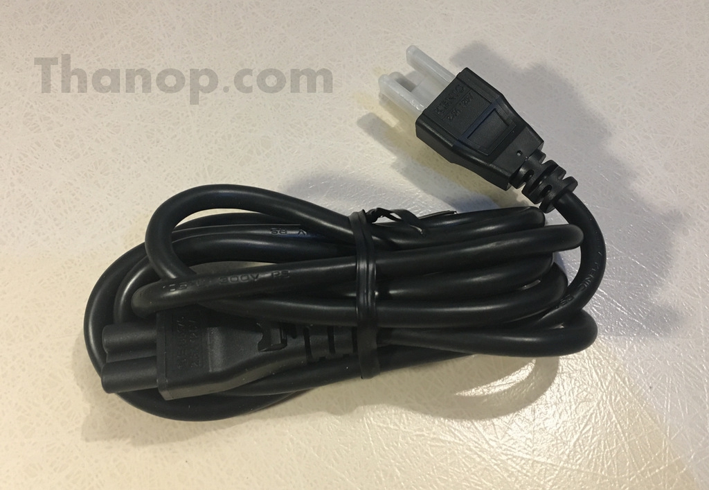 neato-botvac-connected-power-cord