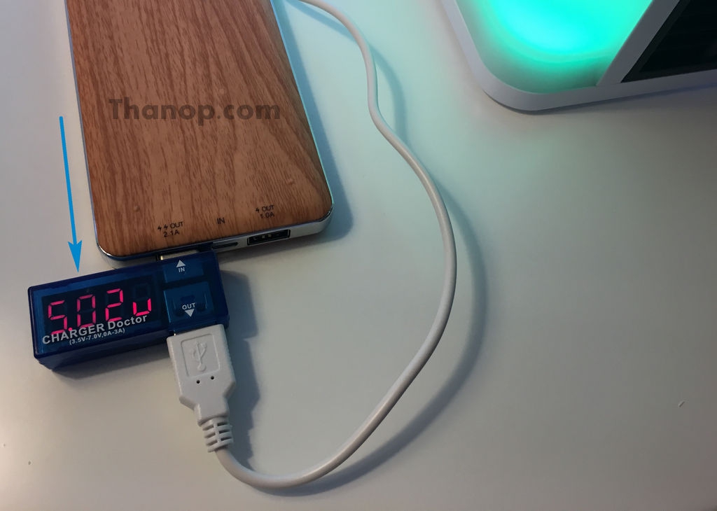 evapolar-with-power-bank-and-voltmeter