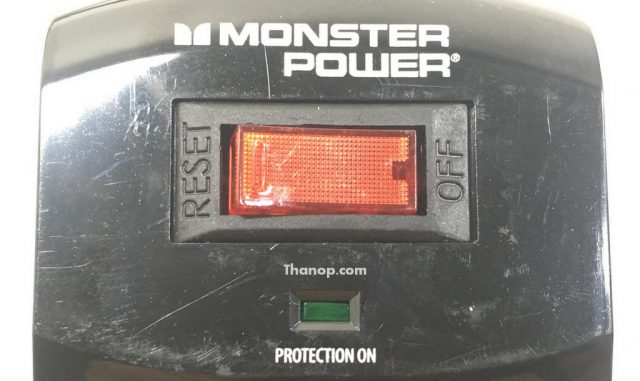 Monster Power MP400TH and MP600TH Power Switch Zoom