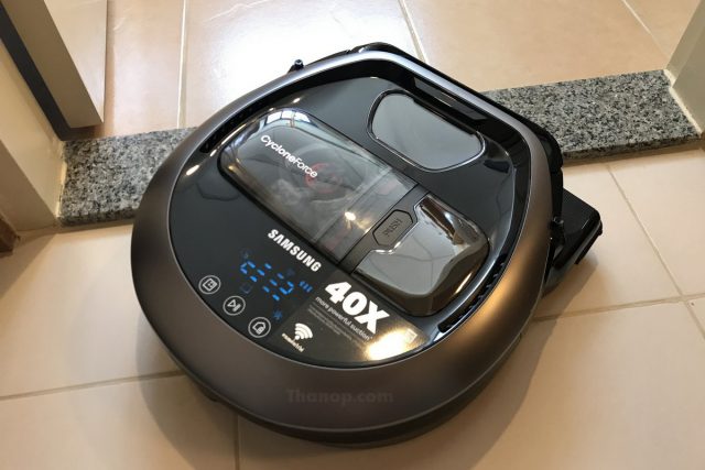 Samsung POWERbot VR7000 Working Crossing Doorsill