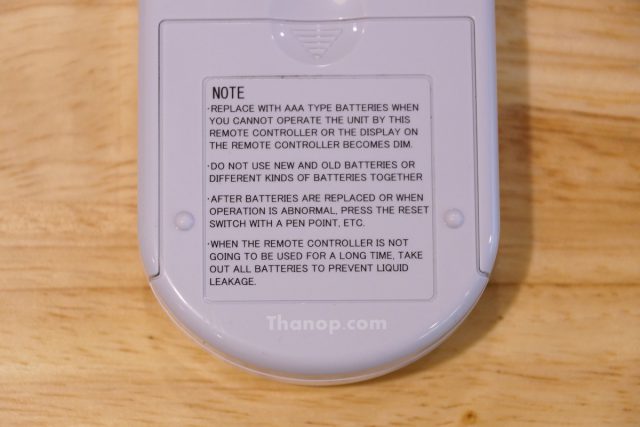 HITACHI Frost Wash AX18CJT Remote Control Battery Cover