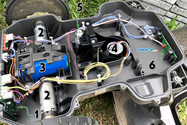 Robot Lawn Mower Component Inside