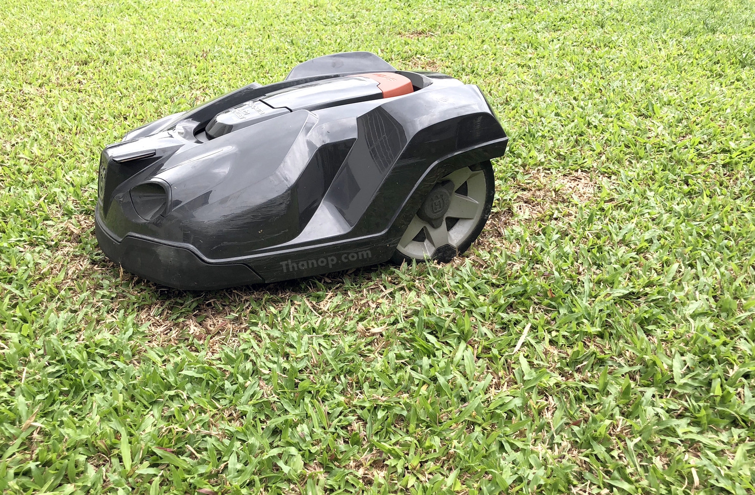 robot-lawn-mower-featured-image