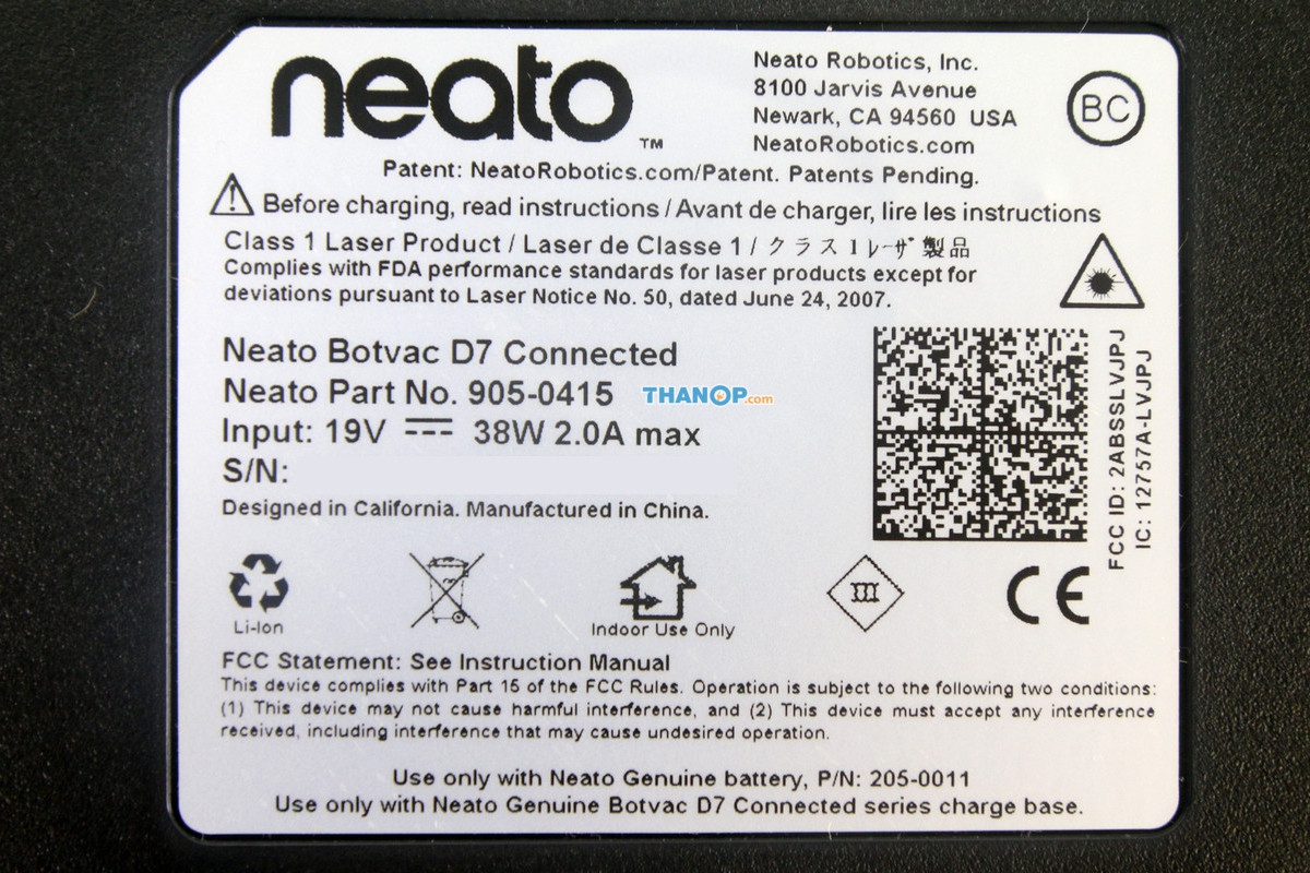 neato-botvac-d7-connected-underside-label