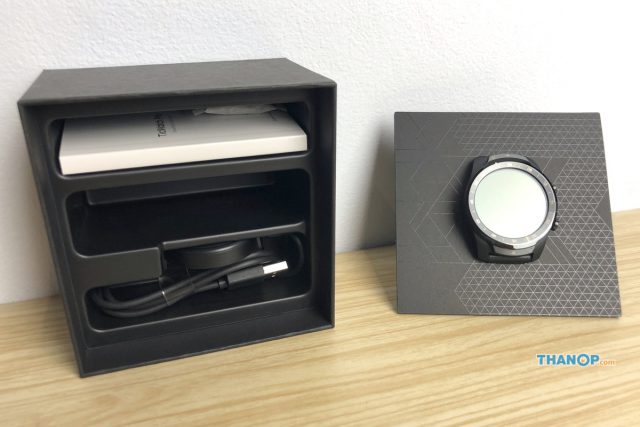 TicWatch Pro and Box