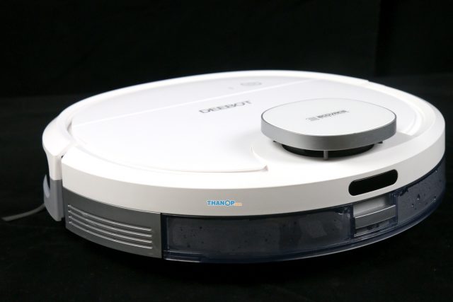 ECOVACS DEEBOT OZMO 900