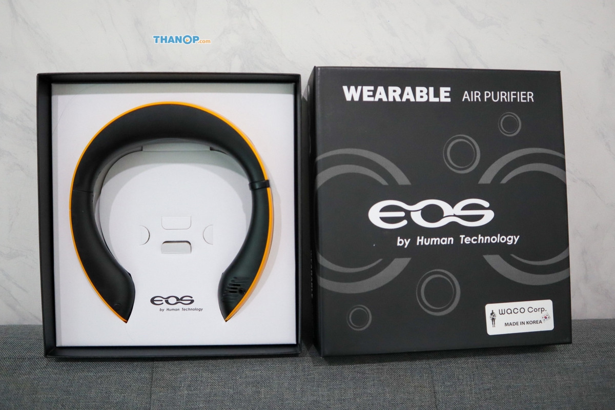 eos-wearable-air-purifier-wap10-box-unpacked