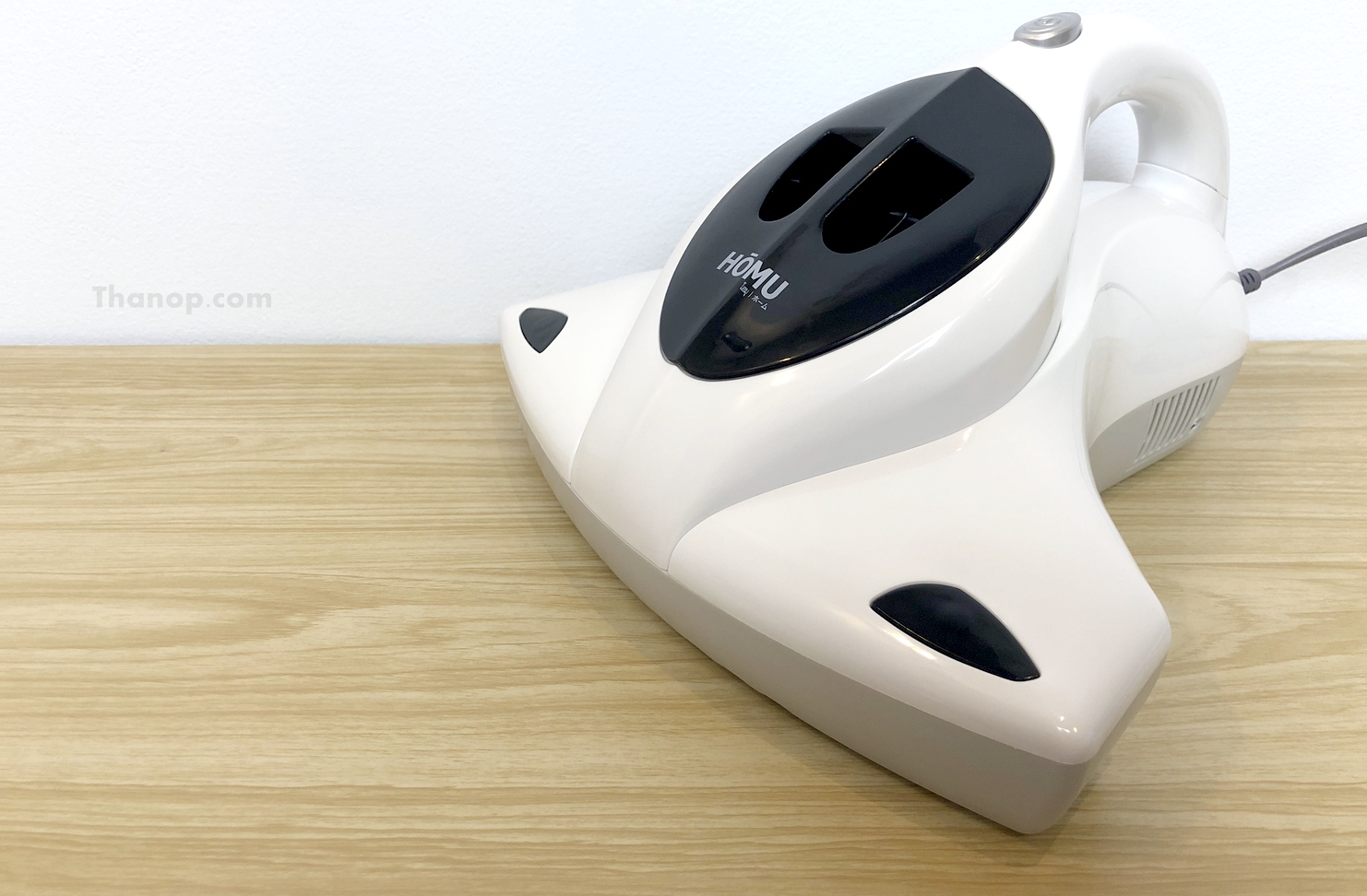 homu-uv-vacuum-cleaner-featured-image