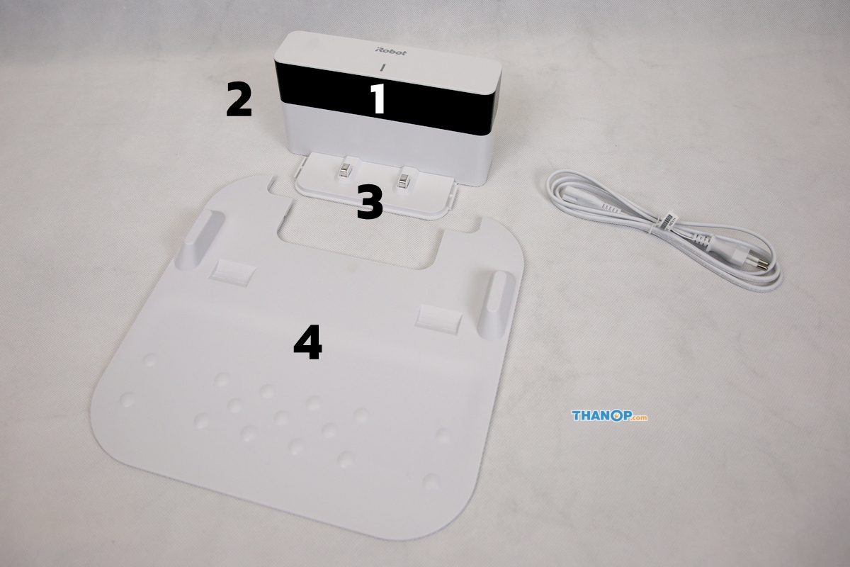 irobot-braava-jet-m6-charge-base-and-dock-tray