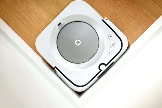 iRobot Braava jet m6 Feature Small Enough to Reach Small Area