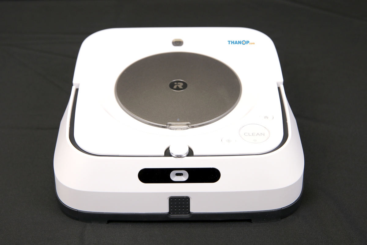 irobot-braava-jet-m6-front