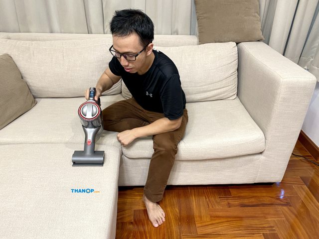 Roborock H6 Cleaning Sofa Cushion