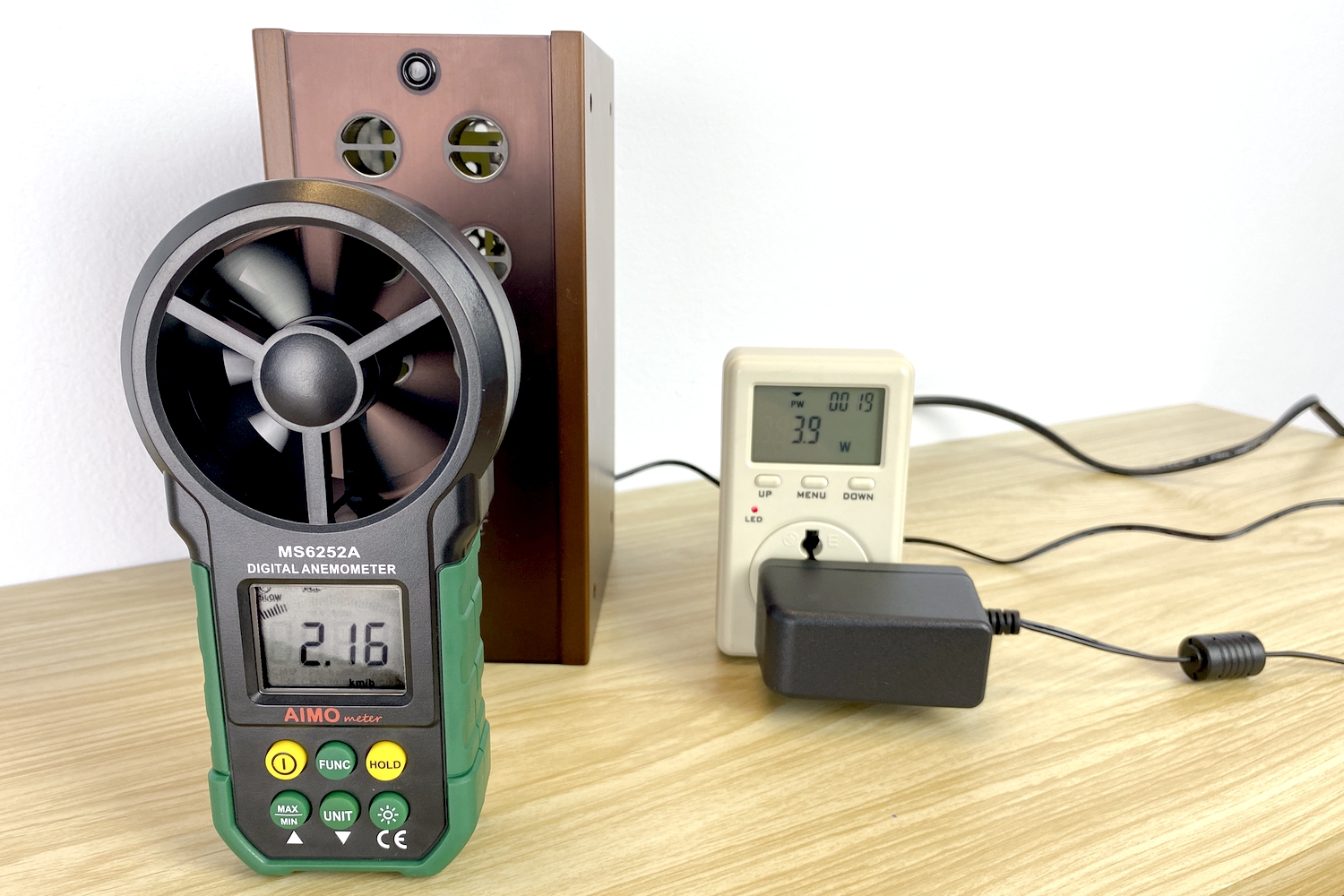 salir-negative-ion-air-purifier-wind-speed-test