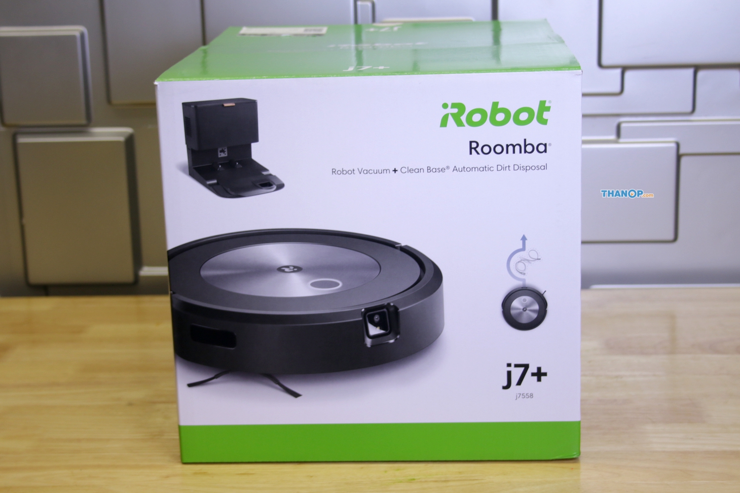 iRobot Roomba j7 Plus Dustbin After Use
