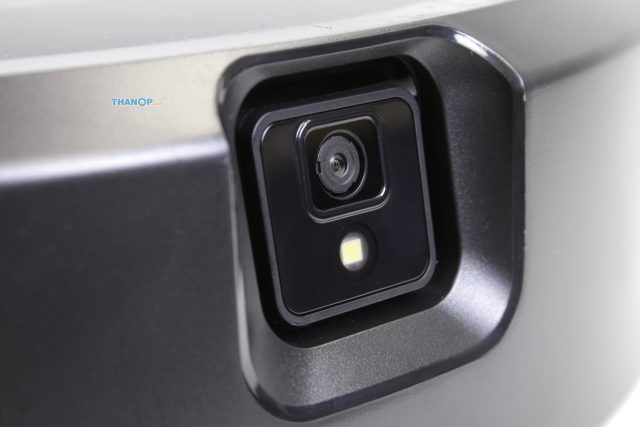 iRobot Roomba j7 Plus PrecisionVision Navigation Camera