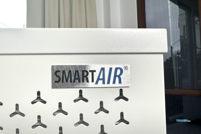 Smart Air Blast and Blast Mini Front Logo