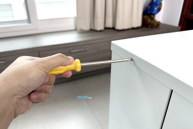 Smart Air Blast and Blast Mini Top Cover Screwing